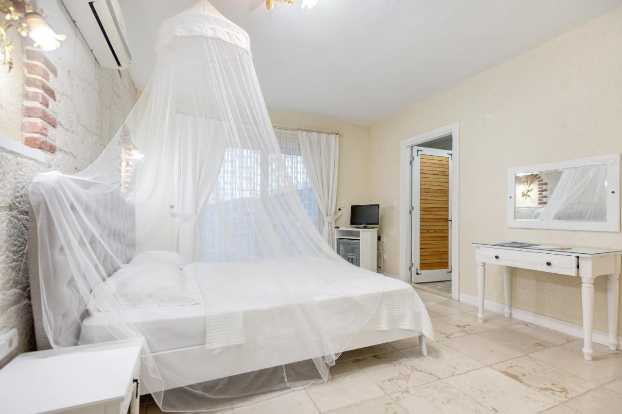 Alaroof Hotel Алачати Екстер'єр фото